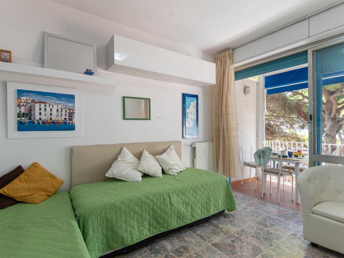Apartment La Pineta By Interhome Casa Sant'Eugenia Экстерьер фото
